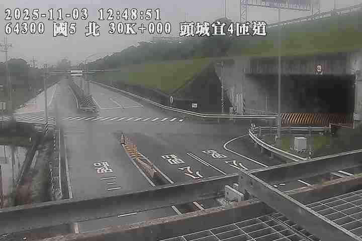 國道5號 北上 30K+400 宜蘭交流道到頭城交流道 距離0.3公里 氣溫18度